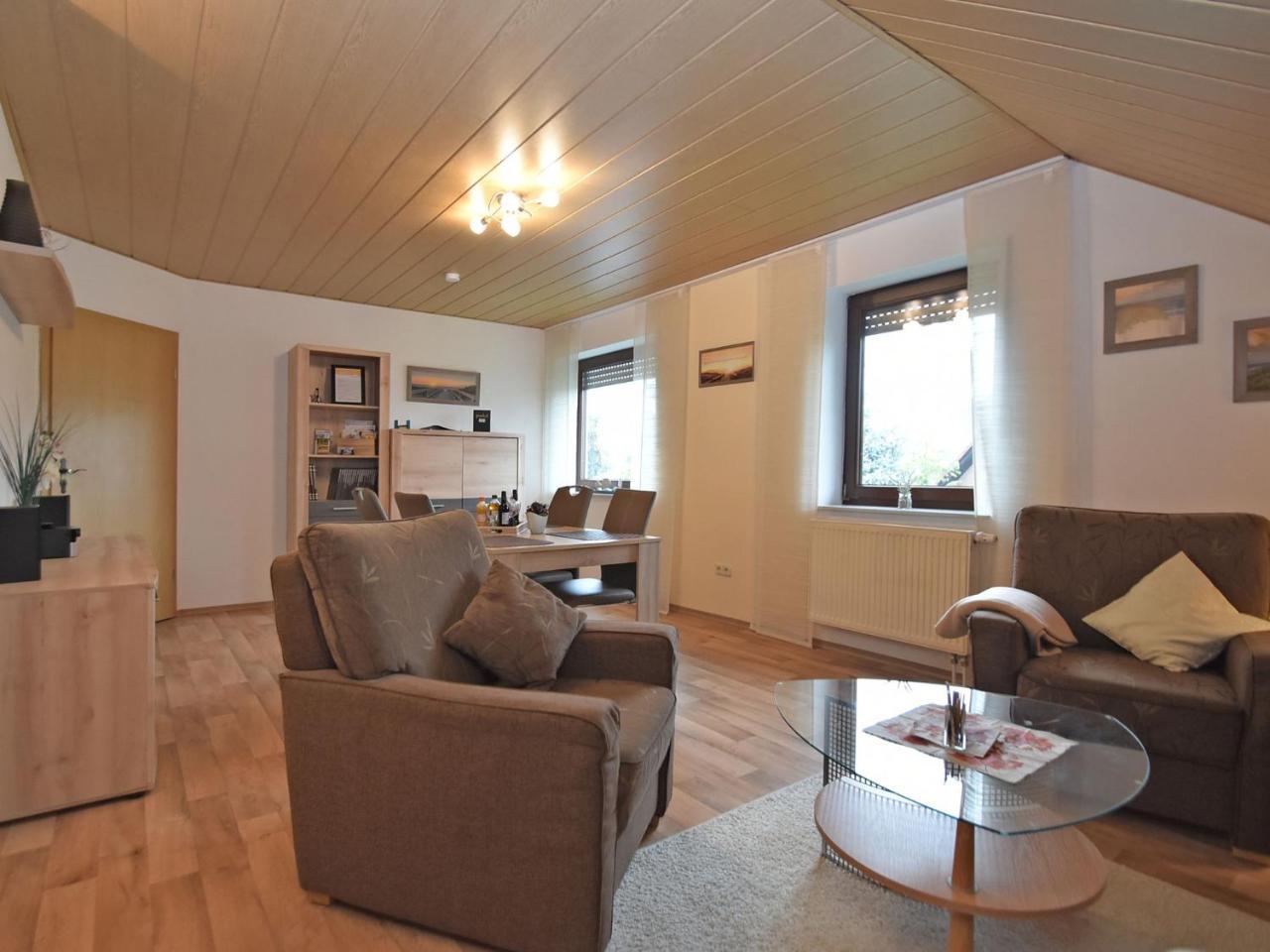 Cozy Apartment In Merlsheim With Garden Nieheim エクステリア 写真
